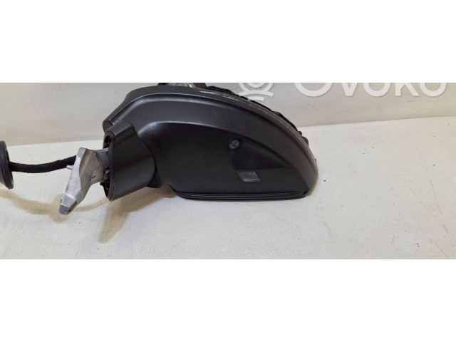 Zpětné zrcátko  Volkswagen Tiguan 2016  048678  