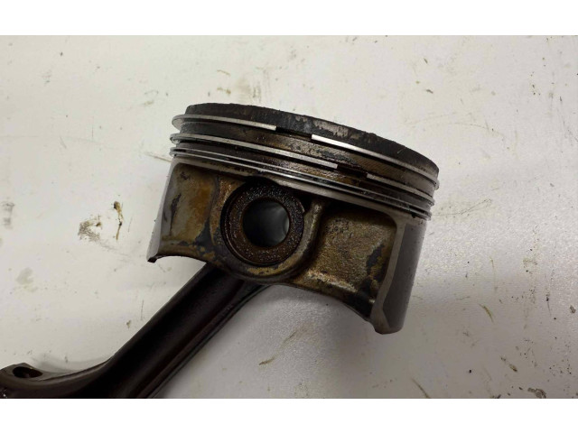 Píst M54B30, 306S3 BMW X5 E53 306S3