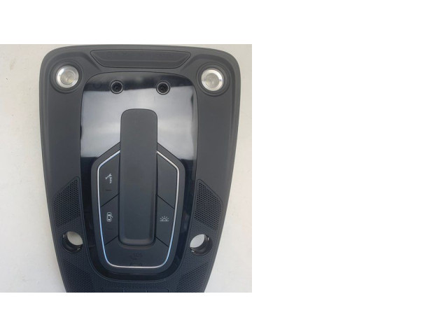 Фонарь освещения передних мест