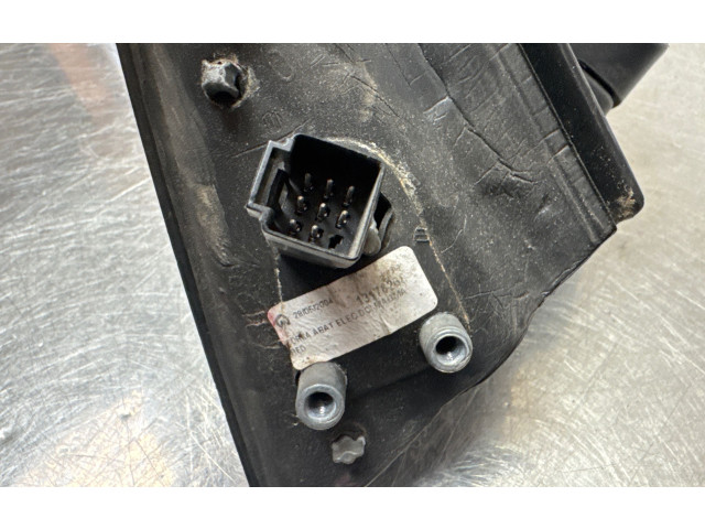 Зеркало электрическое        Opel Meriva A  2003 - 2010 года   