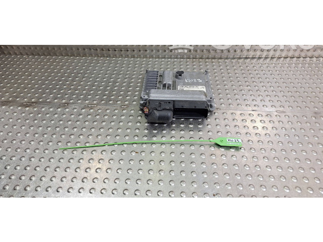 Блок управления двигателем Блок управления 04B907445   Skoda Rapid (NH)