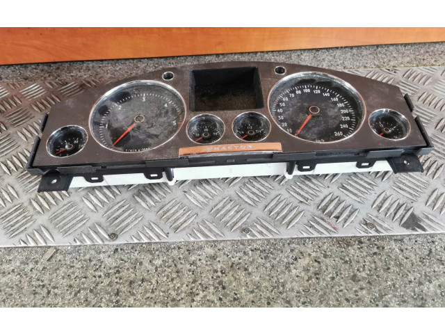 Панель приборов 3D0920885K   Volkswagen Phaeton       