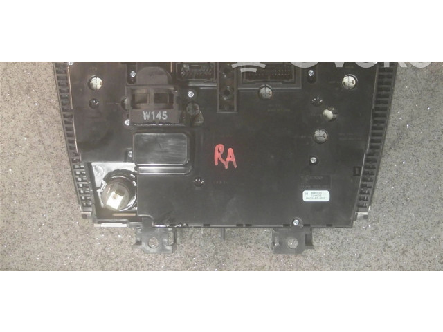 Блок управления климат-контролем 8682930 Volvo V70