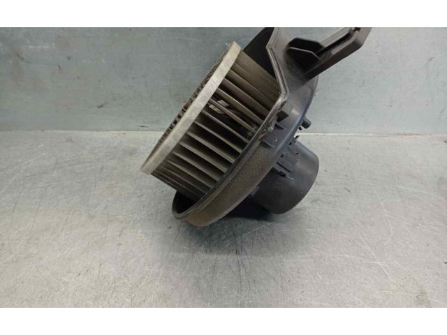 Вентилятор печки 6Q1819015H Skoda Fabia Mk1 (6Y)