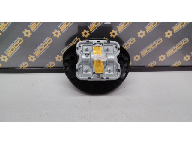 Подушка безопасности водителя    Renault Clio III