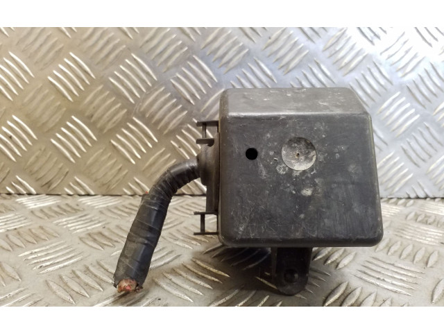 Блок предохранителей  1J0941389B   Audi A3 S3 8L    