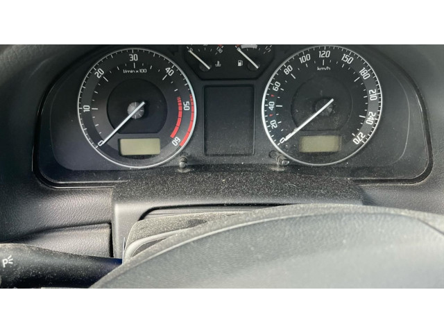 Панель приборов Skoda Superb B5 (3U)