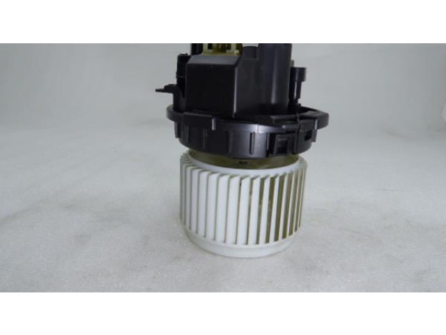 Вентилятор печки    DT116625-160, 281226   Renault Clio V