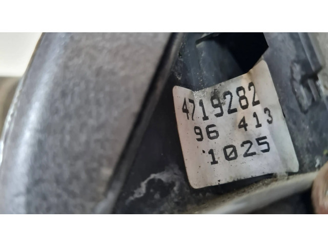 Zpětné zrcátko pravé Chrysler Voyager 1994 4719282, 1025