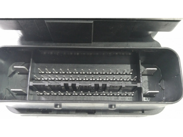 Блок АБС P31317378, AV612C405CB Volvo S40, V40 1995-2004 года