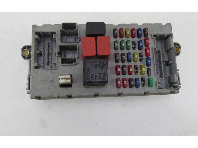 Pojistková skříňka 46774360, 46774357 Fiat Punto (188) 1999