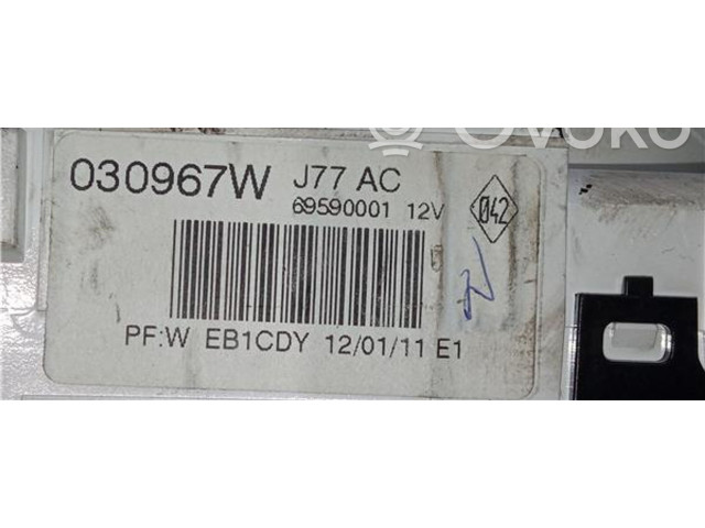 Блок управления климат-контролем 030967W, 69590001   Renault Clio III