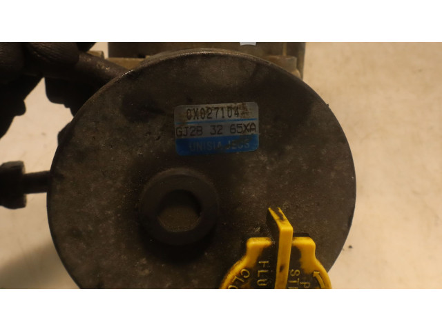 Насос усилителя руля     Mazda 323