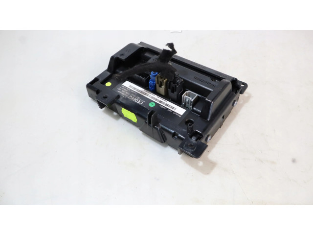 Дисплей       Renault Captur