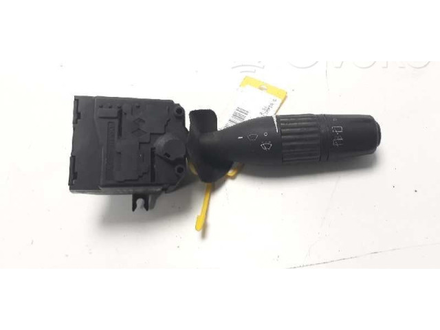 Ручка стеклоочистителей 7701036541   Renault Safrane