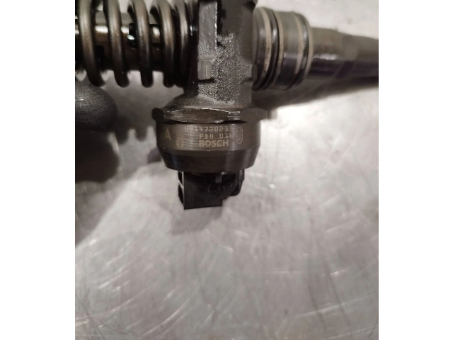 Форсунка 038130073ag, 0414720215    Skoda Octavia Mk2 (1Z)  bxe 