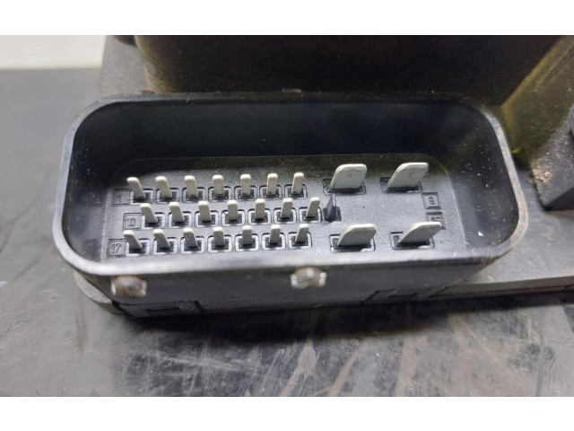 Блок АБС 4451002030, 44510-02030   Toyota  Corolla Verso E121  2001 - 2004 года