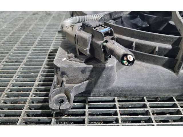 Вентилятор радиатора         KIA Sorento 