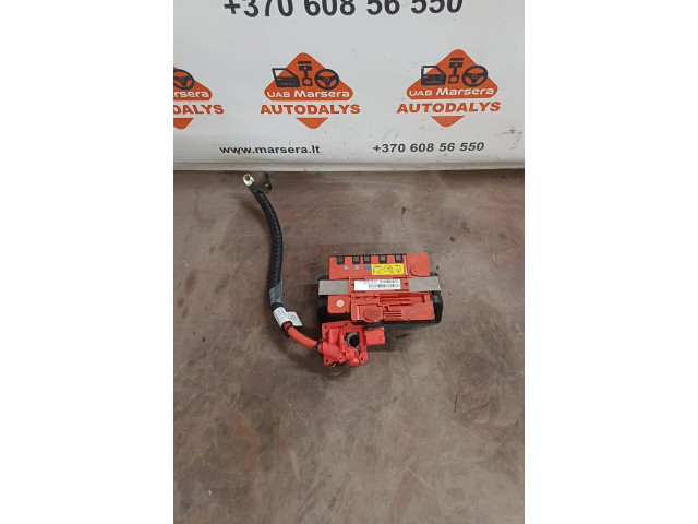 Pojistková skříňka 10688710 BMW X6 E71 2012