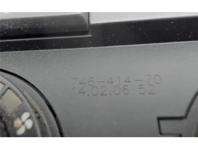 Блок управления климат-контролем 74641470, 14020652   Ford Focus