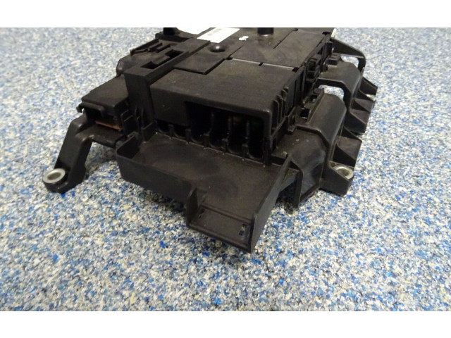 Pojistková skříňka 7P0937548 Volkswagen Touareg II 2013