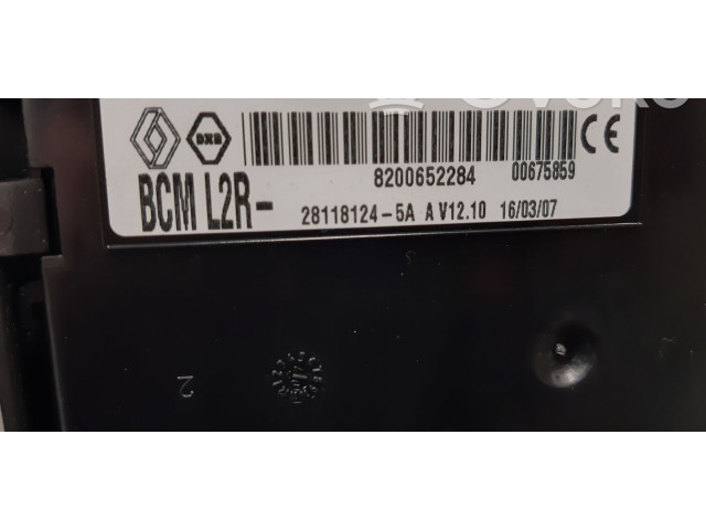 Pojistková skříňka Řídící jednotka BSM 8200652284   Renault Clio III 2007