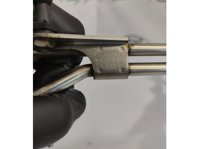 Vstřikovací lišta 077133681AA Audi A8 S8 D3 4E