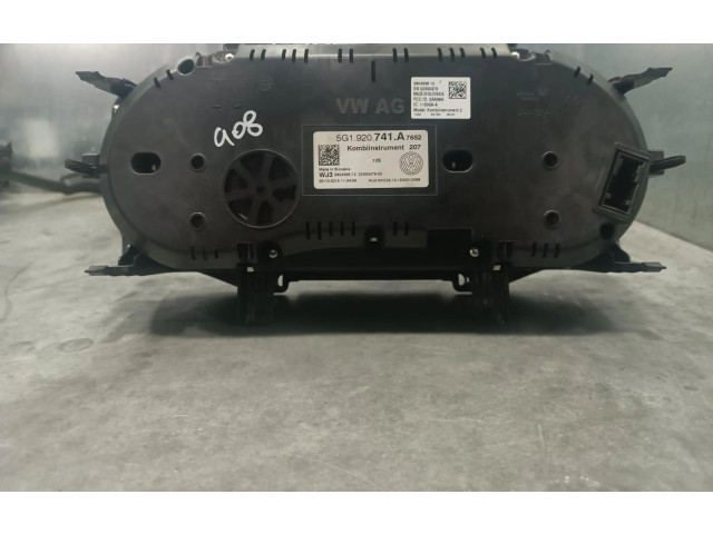 Панель приборов 5G1920741A   Volkswagen Golf VII       