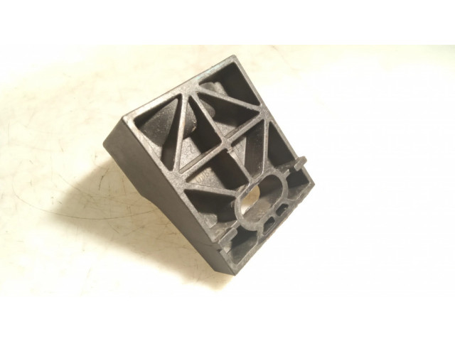 Радиатор (ы) держатель / кронштейн