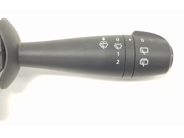 Ручка стеклоочистителей 255679575R, 8201168008 Dacia Sandero