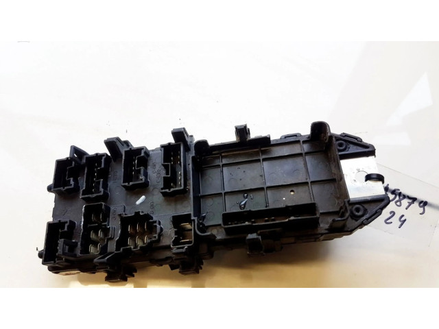 Блок предохранителей Mitsubishi Lancer