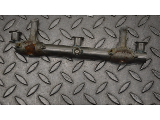 Vstřikovací lišta 9A211040301 Porsche 911 991 MDC.HA