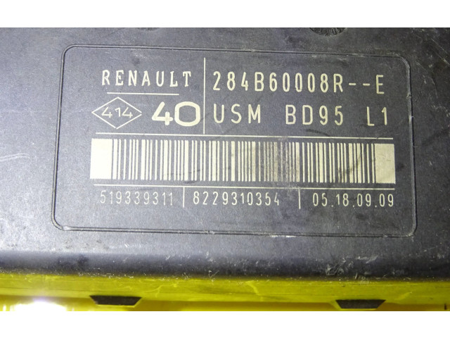 Pojistková skříňka Řídící jednotka BSM 284B60008R Renault Megane III 2010