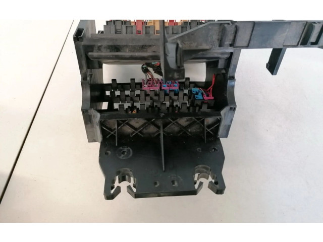 Pojistková skříňka 6q2937049f, 5wk48218 Skoda Roomster (5J) 2009