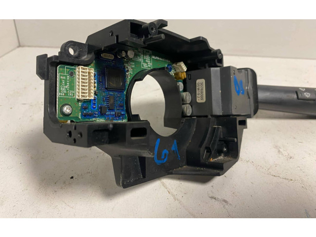 Ручка стеклоочистителей 30768099, 05W19J   Volvo S80