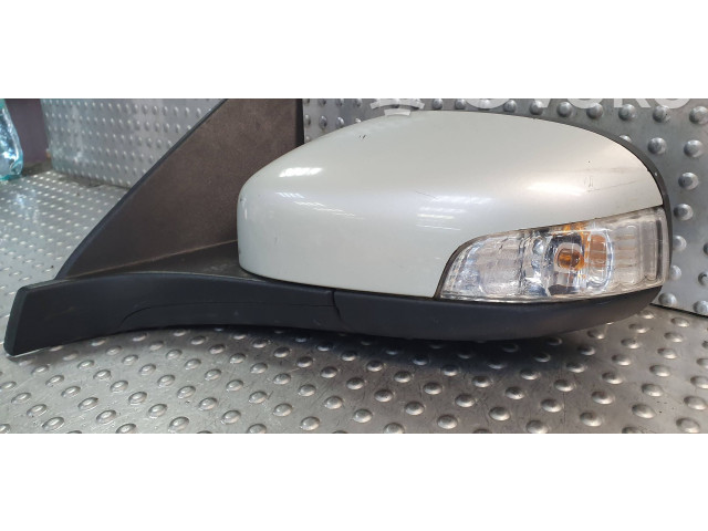 Зеркало электрическое Volvo C30 2007 - 2010 года