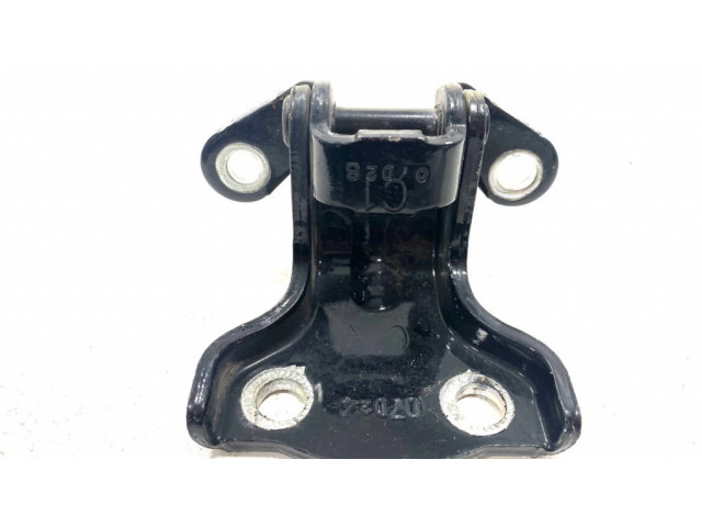 Задняя верхняя петля