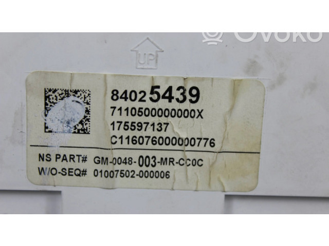 Панель приборов 84025439, 175597137   Chevrolet Camaro       