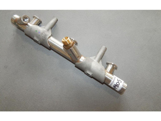 Vstřikovací lišta 06E130089AF Audi Q7 4M