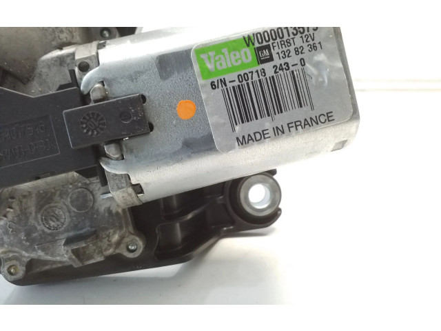 Моторчик заднего дворника 13282361 Opel Meriva B