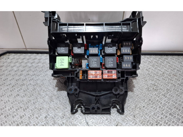 Блок предохранителей 8X0971845A Audi A1