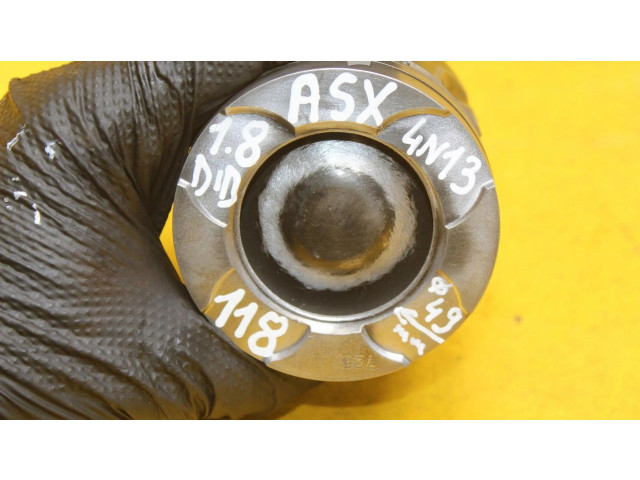 Поршень 4N13 Mitsubishi ASX