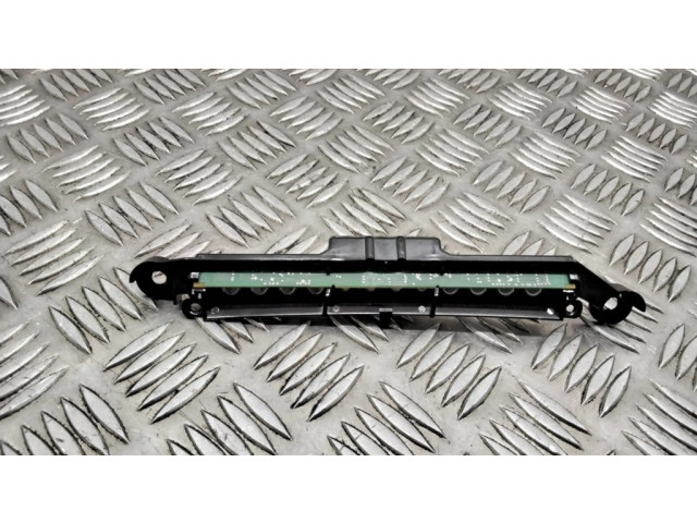 Другая деталь панели 31341209, 28130542 Volvo V70