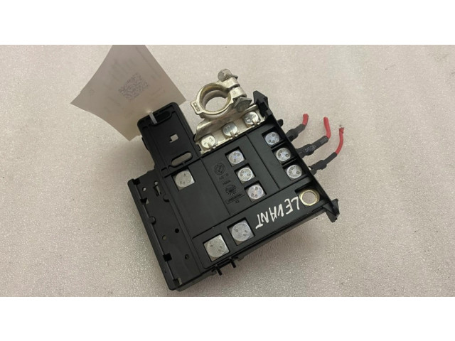 Узел подключения плюсовых проводов