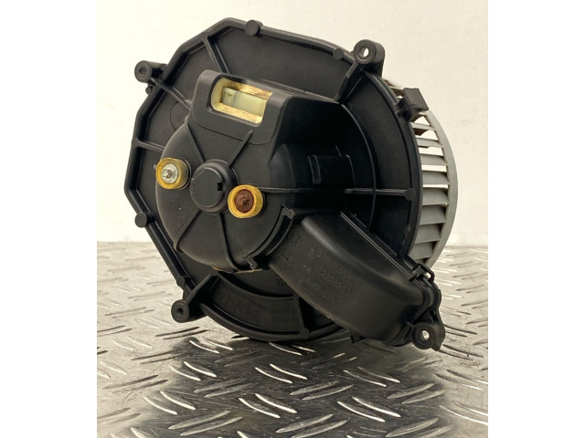 Вентилятор печки       Peugeot Partner