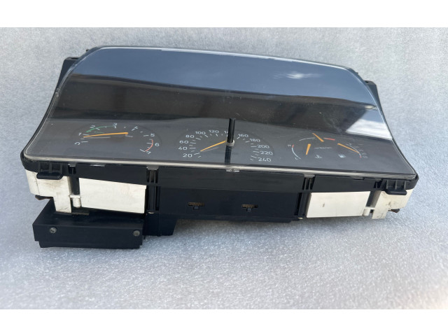 Панель приборов 4428546, 4438222   Saab 9000 CD       