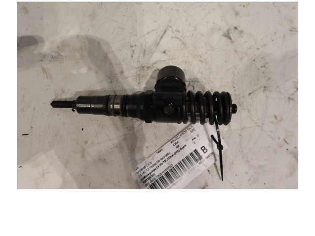 Форсунка 036130073G    Audi A6 S6 C6 4F  BRE 