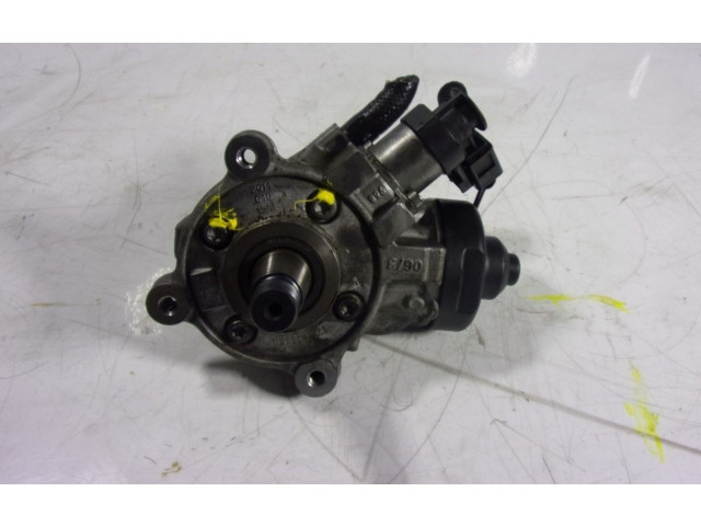 Топливный насос 04L130755D   Audi A3 S3 8V