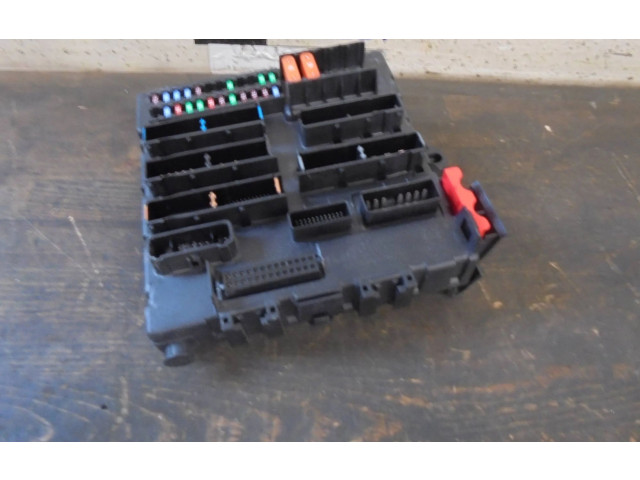 Блок предохранителей  12764436, 12764436   Cadillac BLS    