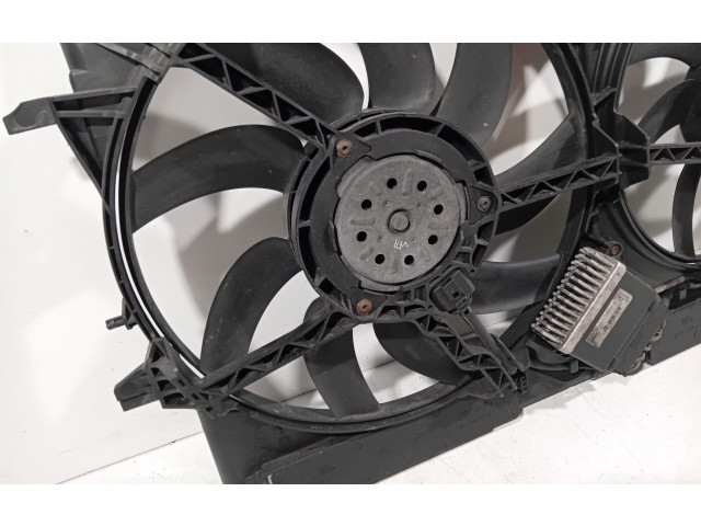 Вентилятор радиатора 8K0121003M Audi A4 Allroad B8